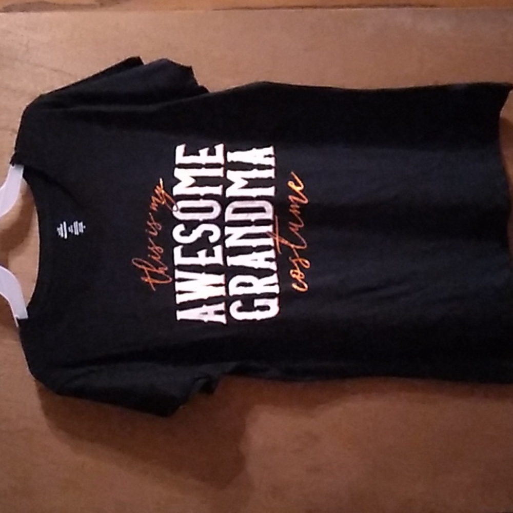 Celebrate Halloween Black T-Shirt Statement This is my Awesome Grandma Costume